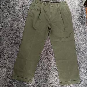 Khaki green pleated trousers khakipants